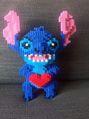 STITCH 2000 BRICKS