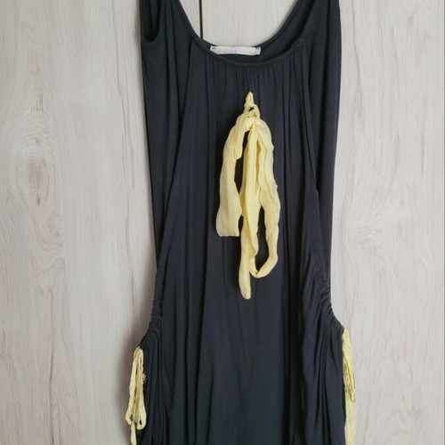 BSB dress small, like new, gray, elastic fit