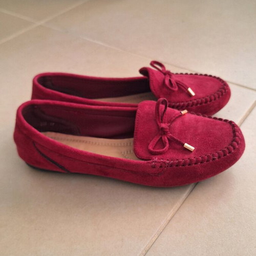 Bozikis loafers burgundy suede type like new
