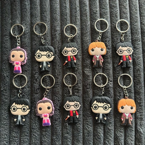 Keychains new, pack of 190, black and multicolored