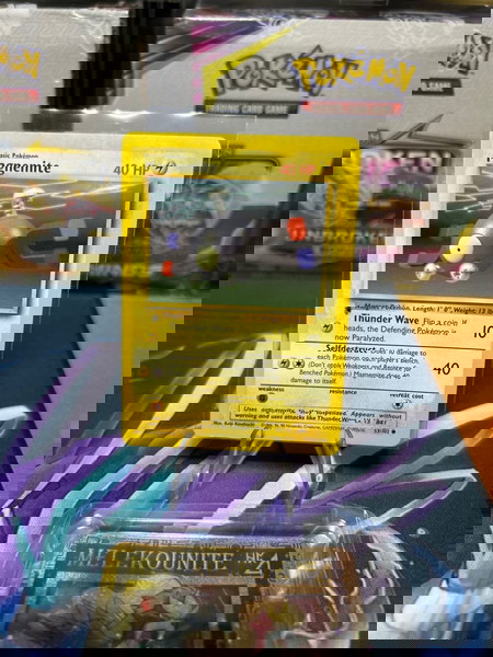 Pokemon card Magnemite base set!!
