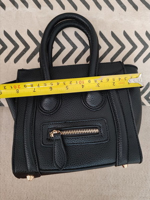 Black women's handbag shoulder bag, missing shoulder strap