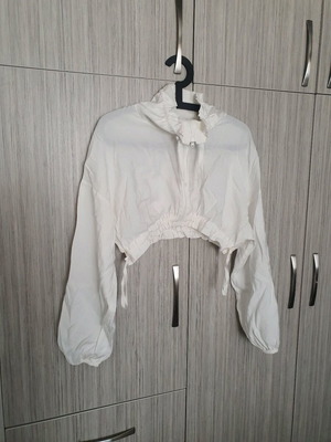 Crop μπουφανάκι Zara άσπρο σαν καινούργιο, καλοκαιρινό ελαφρύ