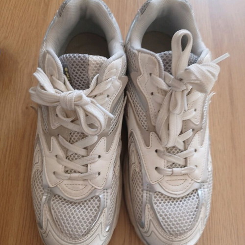 Bershka sneakers like new, white and beige, size 37