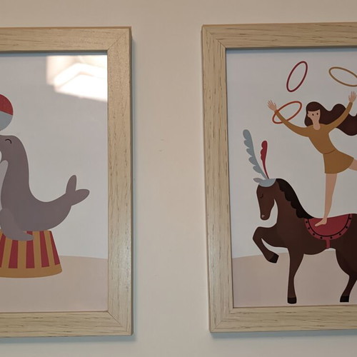 Children's frames set like new