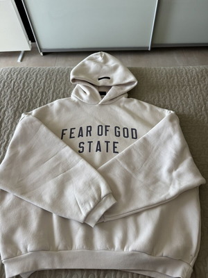 Fear Of God Essentials Hoodie Large, like new, white