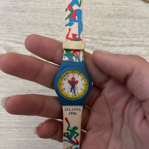 Children's watch Olympic Atlanta 1996 like new, multicolor