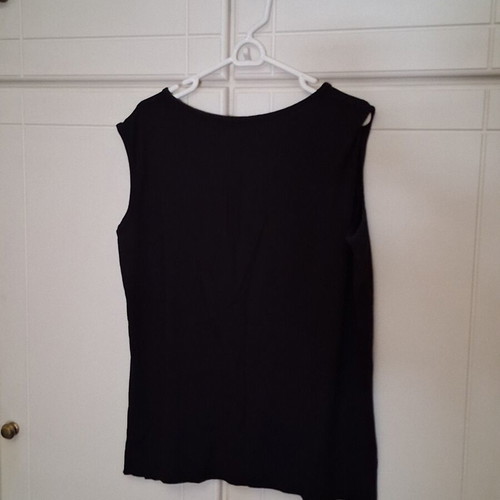 Sleeveless top black, like new, sizes L and XL