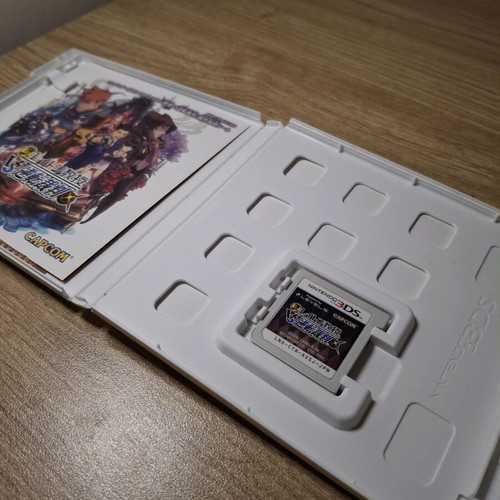 Prof. Layton vs Ace Attorney Nintendo 3DS game like new, Japanese