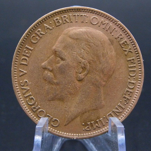 Great Britain 1 Penny 1927 coin (George V - Britannia)