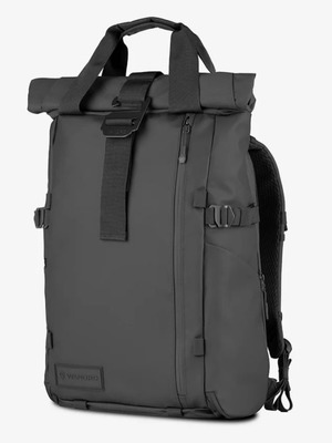 Wandrd Prvke 31L Camera Backpack like new with Essential plus cube