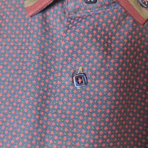 Dash&Dot slim fit shirt like new, blue/burgundy pattern, size S