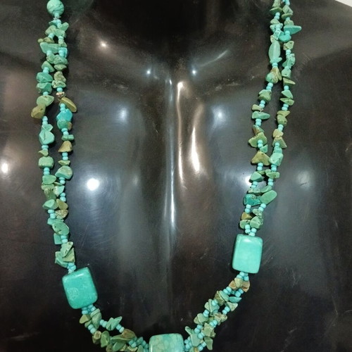 Turquoise necklace like new, double and triple stone strands, 65 cm