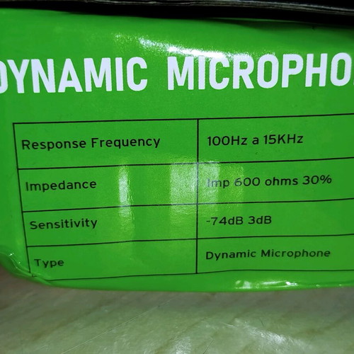 Dynamic microphone model E120 like new for speeches and karaoke