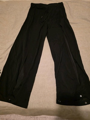 Pole Bottom Creatures pants like new, size large