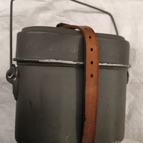 Military mess tin from World War II like new