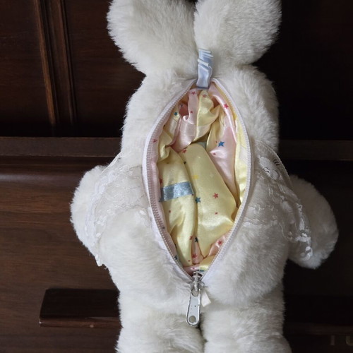 El Greco rare collectible bunny like new, transforms into egg