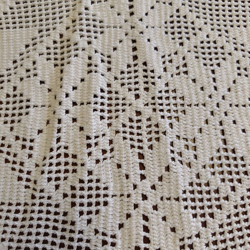 Handmade knitted blanket 190x200 like new