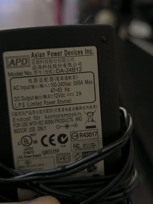 Ac Adapter τροφοδοσία σαν καινούργιο 12V 2A για διάφορες συσκευές
