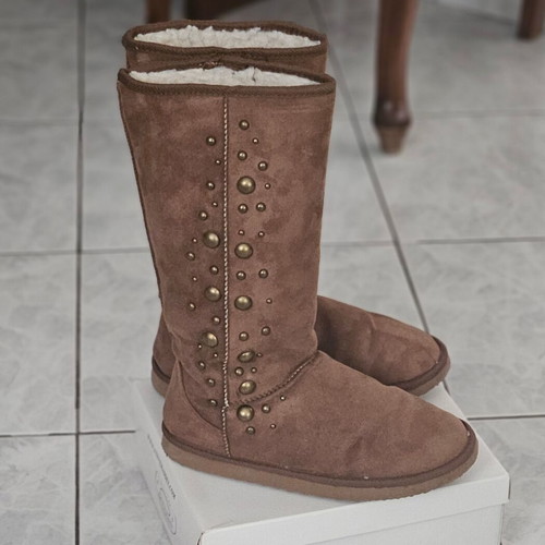 Soft suede boots size 41