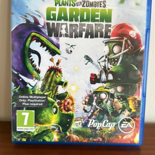Plants vs Zombies Garden Warfare PS4 used, box only