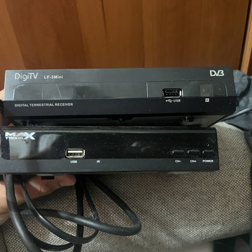 Decoders set of two used, good condition
