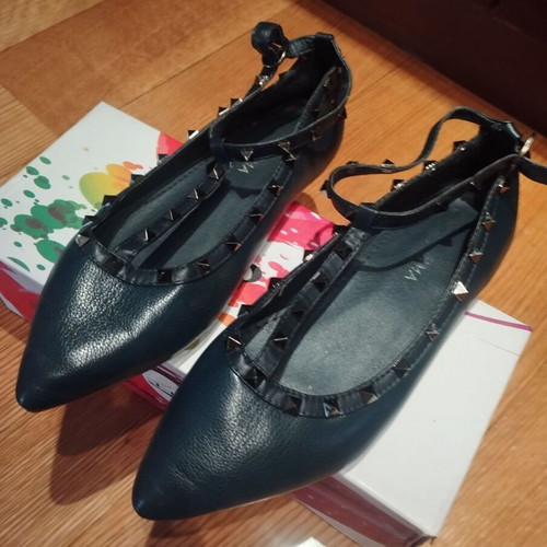 Blue ballerinas with studs like new, size 37