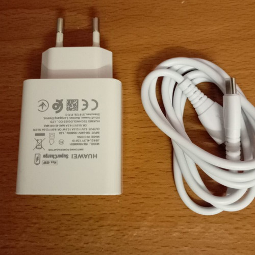 Huawei Super Fast Charger with Cable