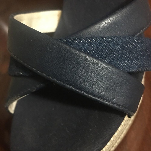 Tommy Hilfiger sandals like new, size 36, platform with strap