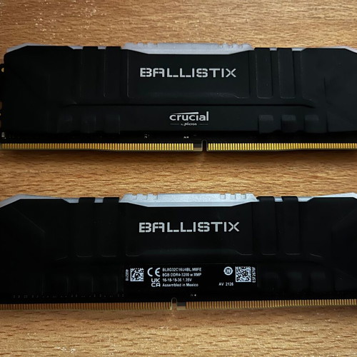 Crucial Ballistix 16GB (2x8GB) DDR4 3200MHz CL16 σαν καινούργιο, RGB