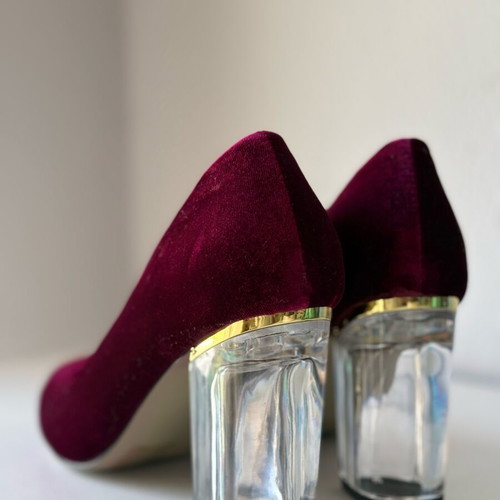 Exe fuchsia pumps like new, size 40