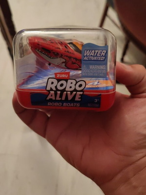 Zuru Robo Alive Robo Boats new interactive red robotic boat