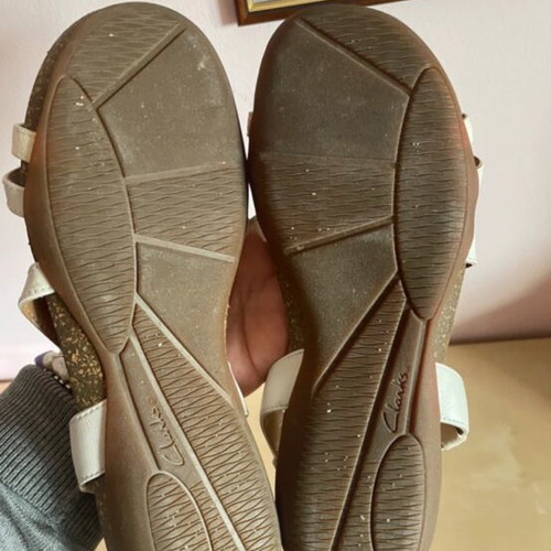 Clarks leather sandals size 39 wide fit with strass, like new