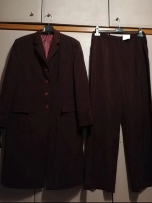 Dark burgundy suit set with long jacket and high-waist trousers, size 48