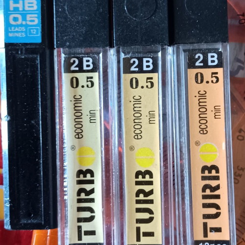Mechanical pencil with replacement leads Turbo 0.5 mm 2B like new