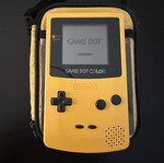 Game Boy Color original yellow with case
