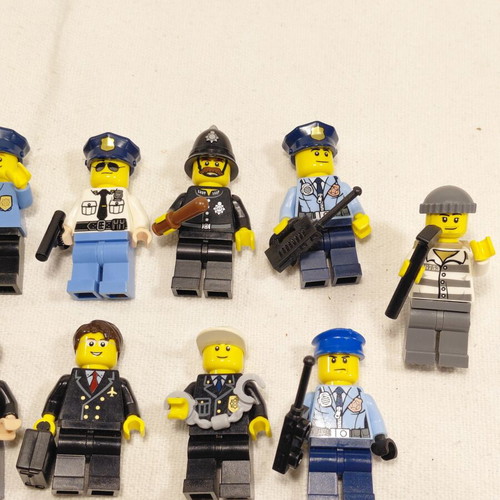 LEGO City police figures, set