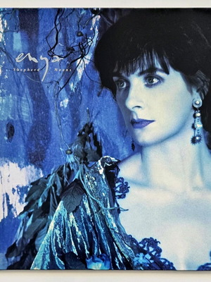 Enya Shepherd Moons vinyl record first pressing 1991 like new
