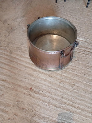 Large copper cauldron polished like new