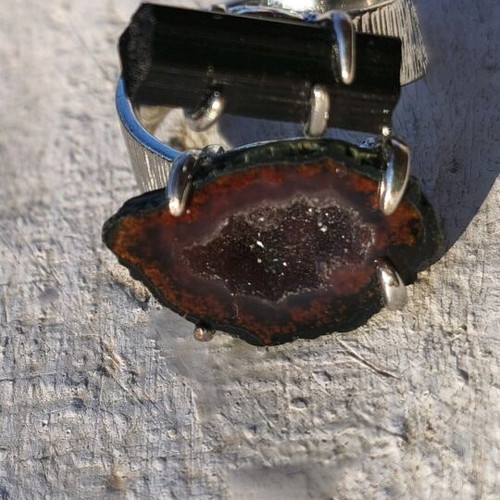 Druzy geode agate ring silver plated and black tourmaline new, adjustable size