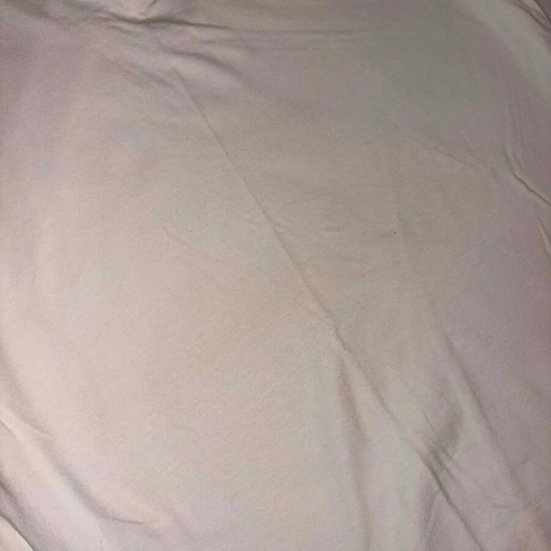 Men's short-sleeve white t-shirt like new, size M with yellow mark