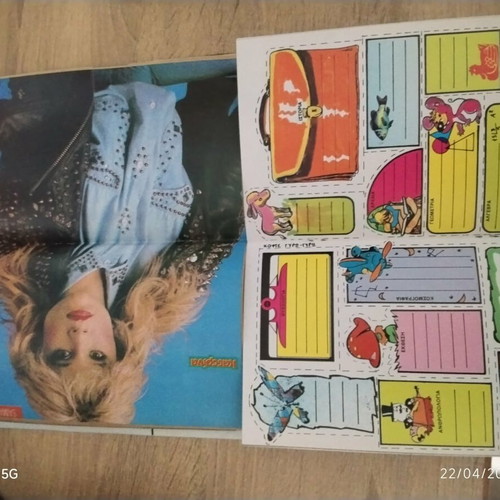 Katerina magazine set 16 issues with posters and cards new