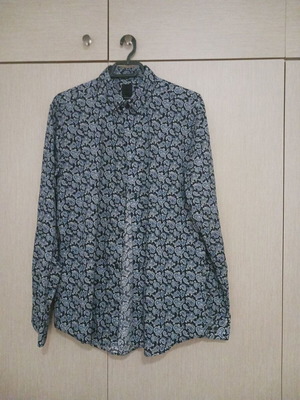 H&M men's regular fit shirt, blue multicolor, size M