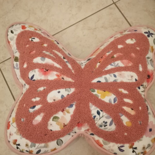 Butterfly pillow in pink and white shades