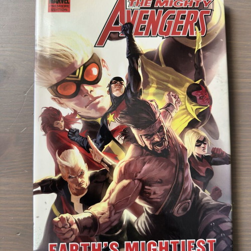 The Mighty Avengers Earth's Mightiest σκληρό εξώφυλλο σαν καινούργιο