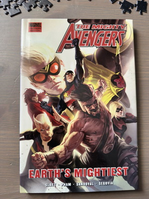 The Mighty Avengers Earth's Mightiest σκληρό εξώφυλλο σαν καινούργιο