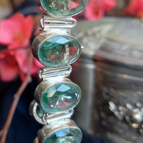 Silver bracelet with zirconia used