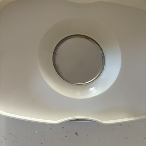Chicco electric baby bottle sterilizer with 6 slots
