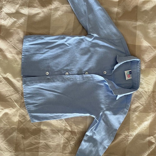 Baby shirt in blue like new for 9-12 months