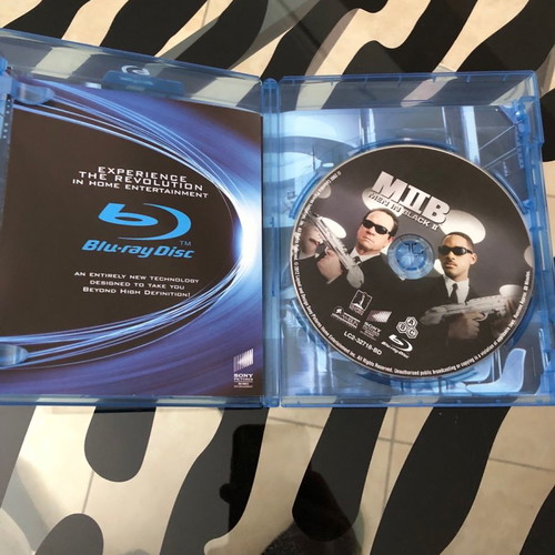 MIB II Men In Black II Blu-ray movie used with Greek subtitles